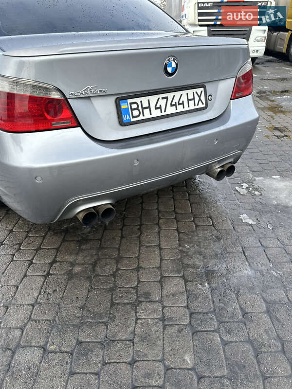 Седан BMW 5 Series 2004 в Радивилове