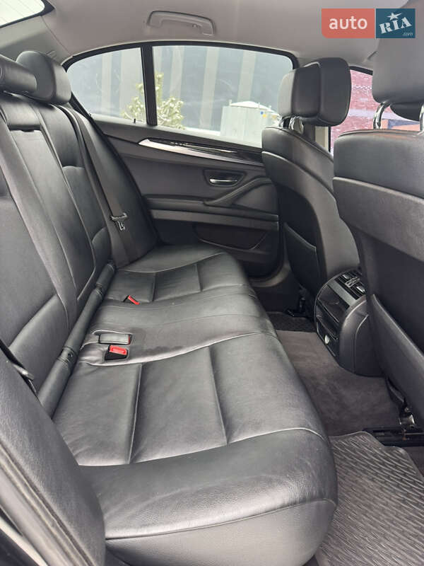 Седан BMW 5 Series 2010 в Хмельницком
