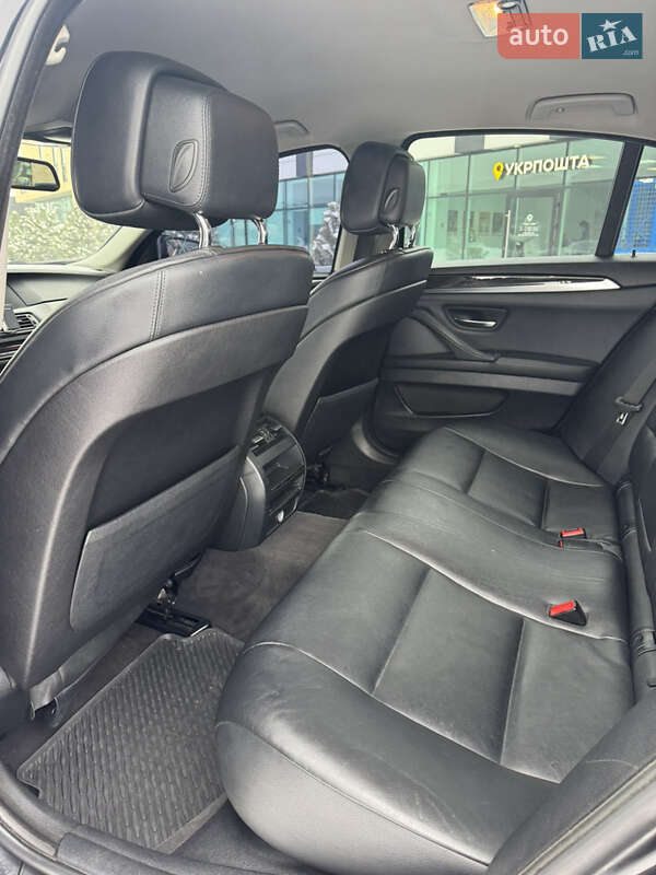 Седан BMW 5 Series 2010 в Хмельницком