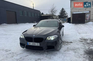 Седан BMW 5 Series 2011 в Березному