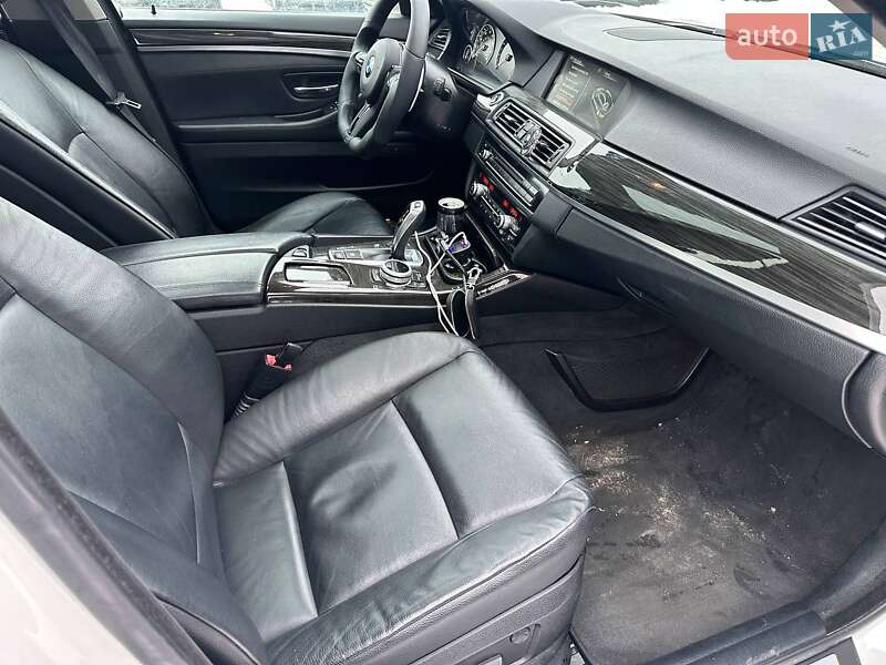 Седан BMW 5 Series 2013 в Львове