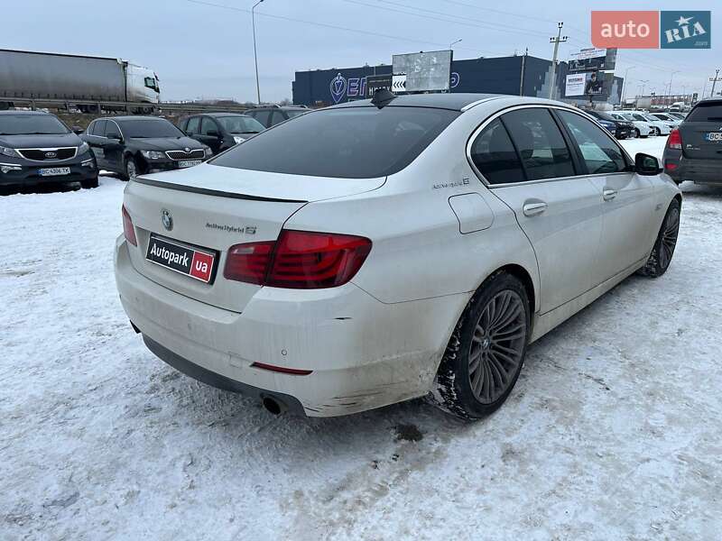 Седан BMW 5 Series 2013 в Львове