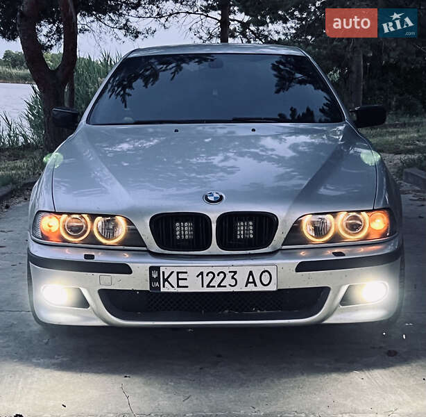 Седан BMW 5 Series 2002 в Новомосковске
