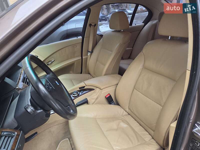 Седан BMW 5 Series 2005 в Киеве