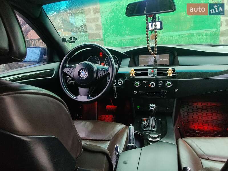 Седан BMW 5 Series 2005 в Никополе