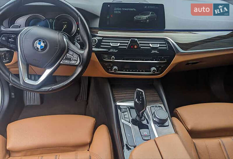 Седан BMW 5 Series 2018 в Киеве