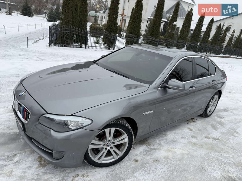 Седан BMW 5 Series 2012 в Харькове