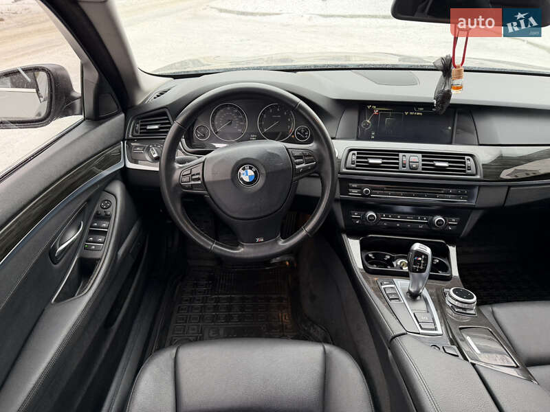 Седан BMW 5 Series 2012 в Харькове