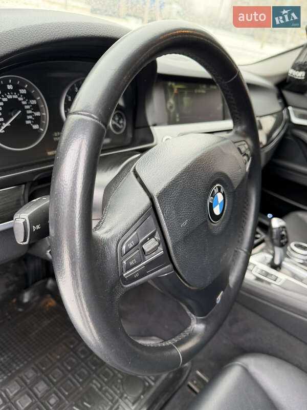 Седан BMW 5 Series 2012 в Харькове