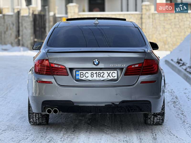 Седан BMW 5 Series 2015 в Львові