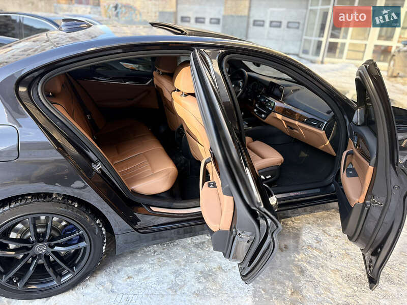 Седан BMW 5 Series 2018 в Киеве