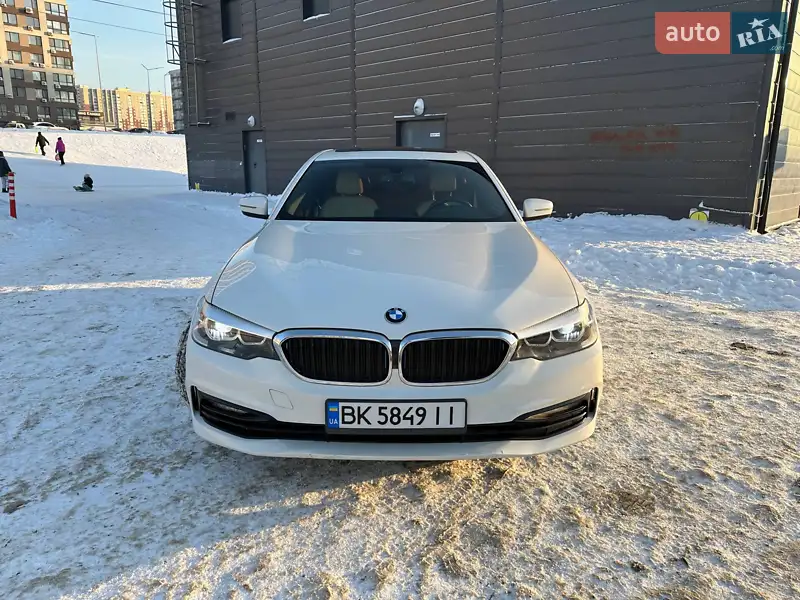 BMW 5 Series 2018 VIN WBAJA9C56JB249953 фото оголошення 2 з 67