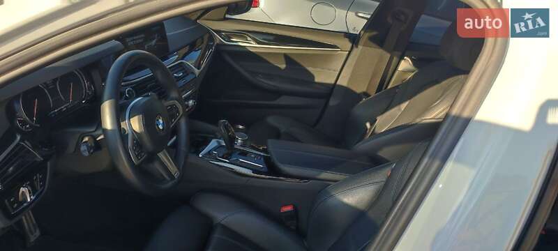 Седан BMW 5 Series 2016 в Киеве фото 47 Седан BMW 5 Series 2016 в Киеве