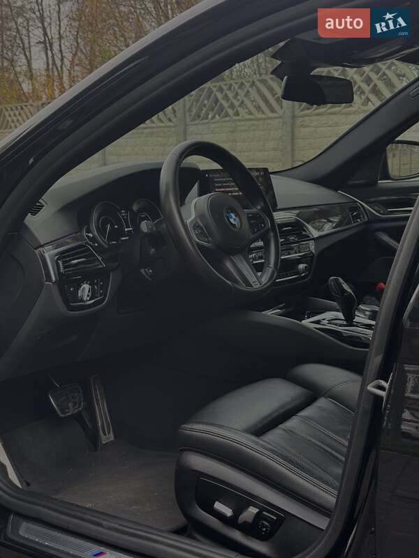 Седан BMW 5 Series 2018 в Ивано-Франковске
