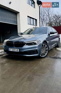 Седан BMW 5 Series 2017 в Бурштыне