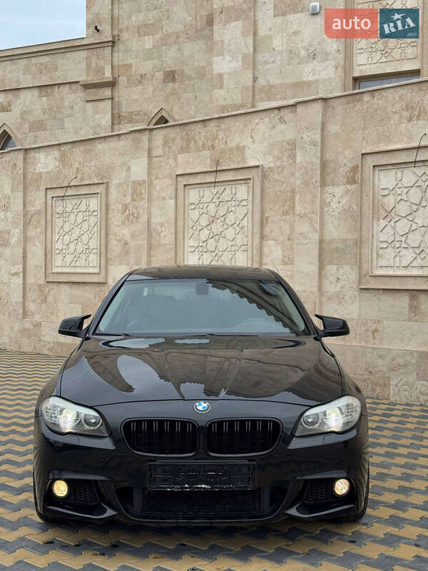Седан BMW 5 Series 2010 в Одессе