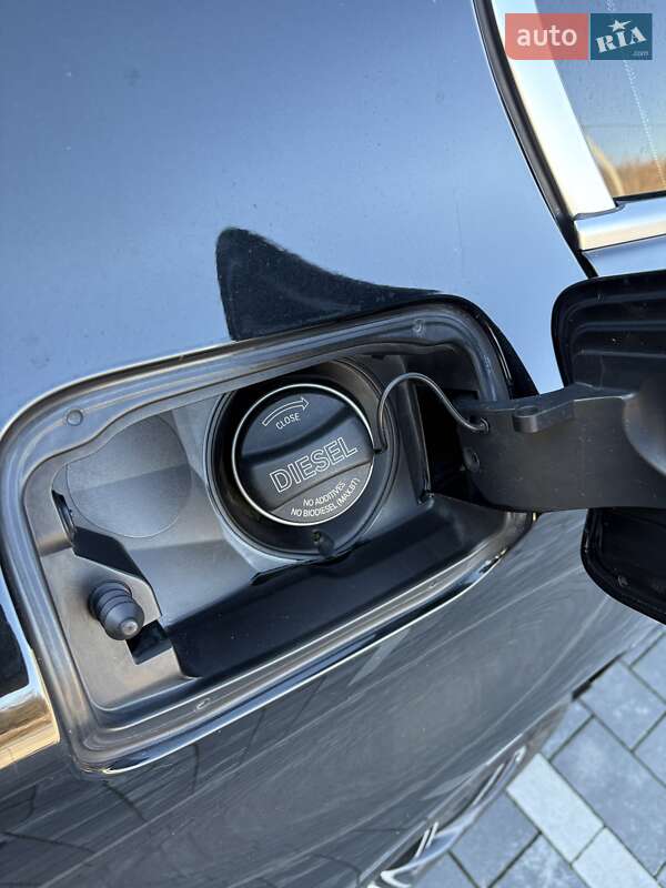 Седан BMW 5 Series 2014 в Ужгороде