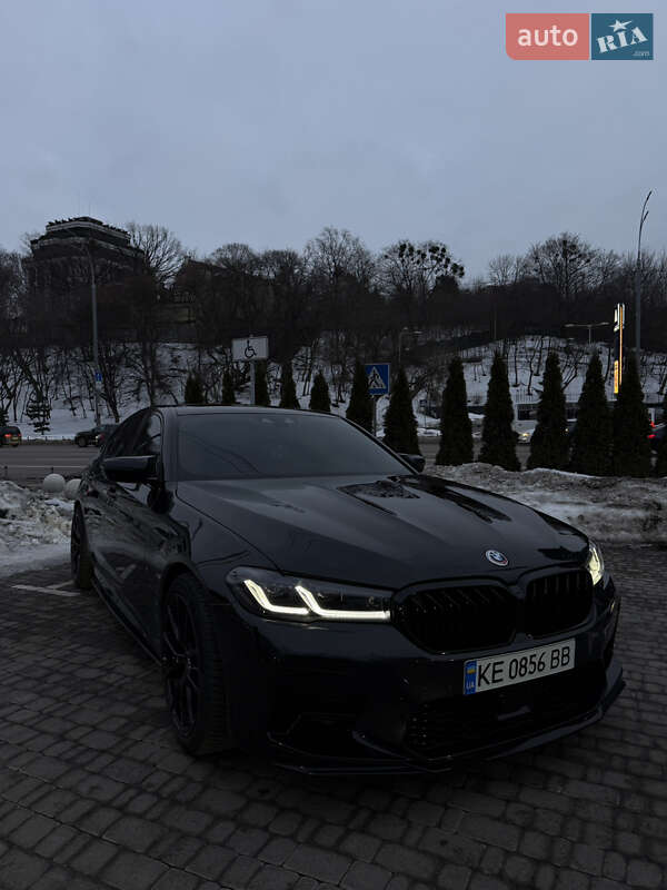 Седан BMW 5 Series 2018 в Киеве фото Седан BMW 5 Series 2018 в Киеве