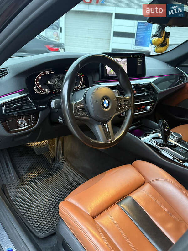 Седан BMW 5 Series 2018 в Киеве фото 8 Седан BMW 5 Series 2018 в Киеве