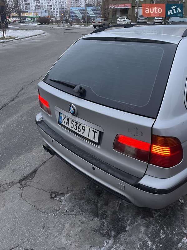 Универсал BMW 5 Series 2001 в Киеве