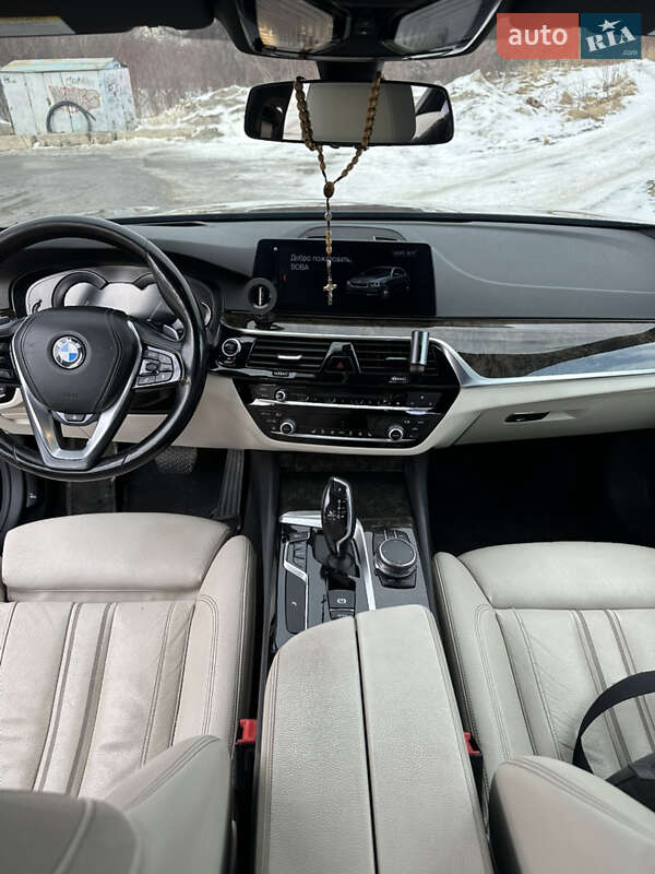 Седан BMW 5 Series 2017 в Львове фото 26 Седан BMW 5 Series 2017 в Львове