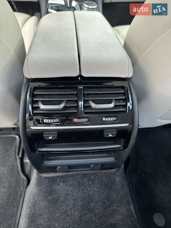 Седан BMW 5 Series 2017 в Львове фото 29 Седан BMW 5 Series 2017 в Львове