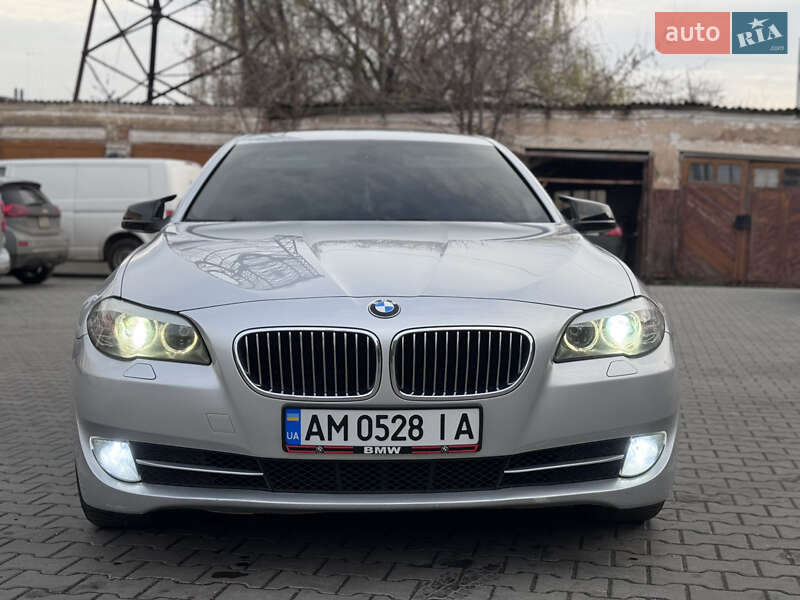Седан BMW 5 Series 2011 в Радомышле