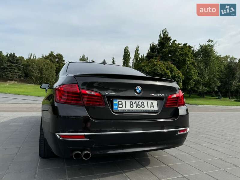 Седан BMW 5 Series 2013 в Светловодске