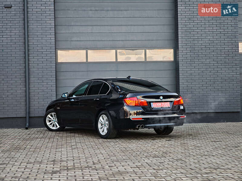 Седан BMW 5 Series 2016 в Луцке