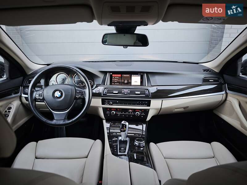 Седан BMW 5 Series 2016 в Луцке