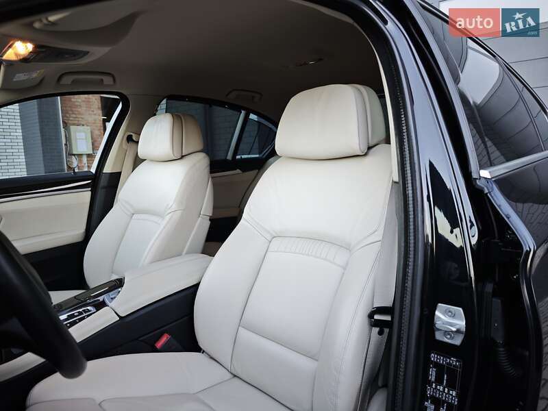 Седан BMW 5 Series 2016 в Луцке