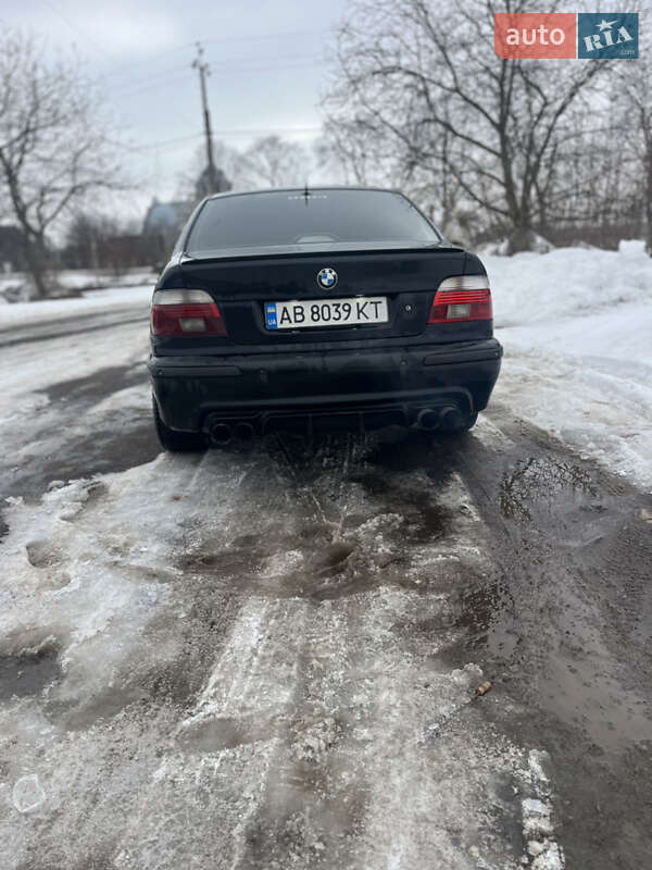 Седан BMW 5 Series 2003 в Попельне