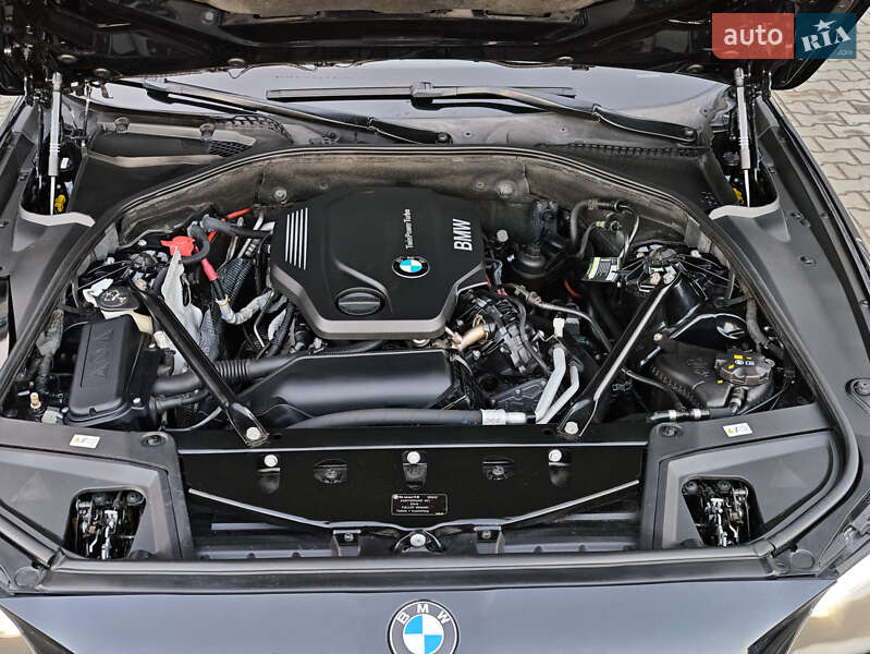 Седан BMW 5 Series 2016 в Луцке