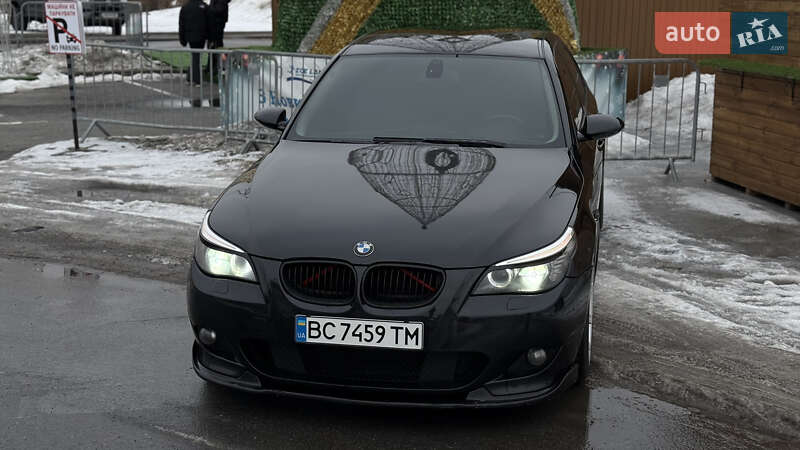 Седан BMW 5 Series 2003 в Киеве