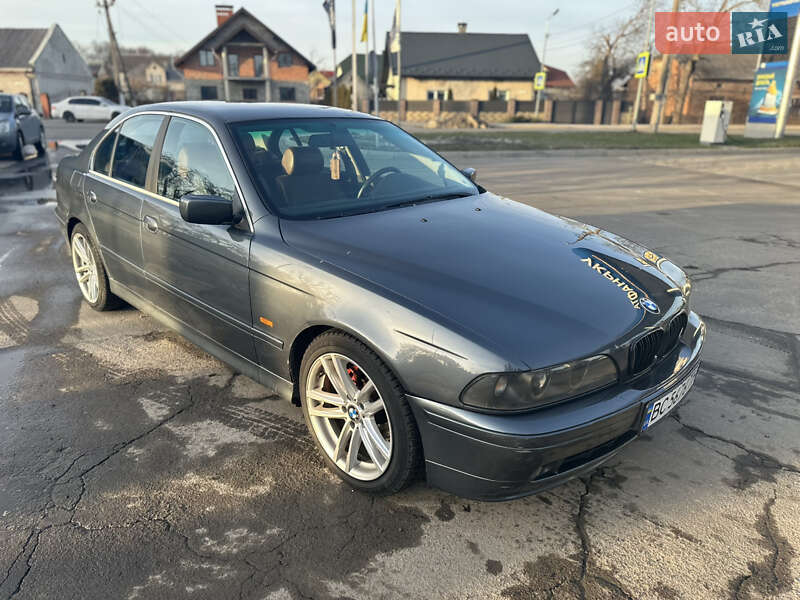 BMW 5 Series 2000