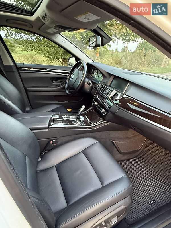 Седан BMW 5 Series 2014 в Киеве