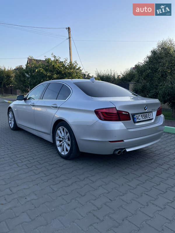Седан BMW 5 Series 2010 в Луцке