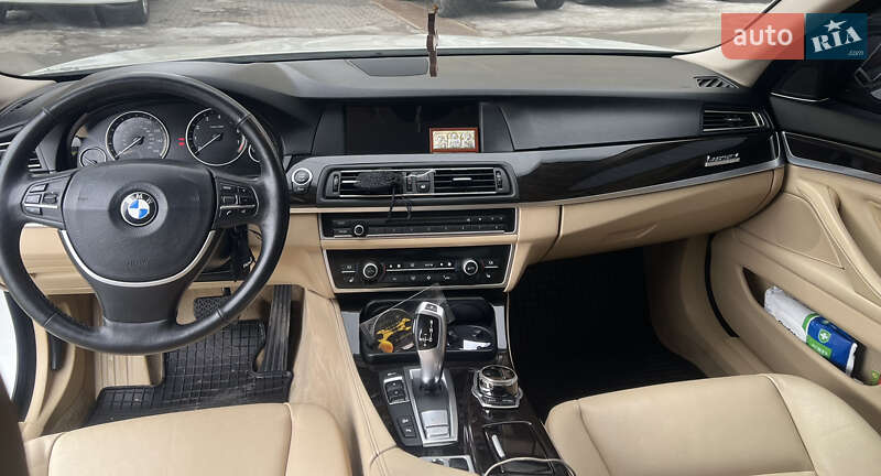 Седан BMW 5 Series 2011 в Хмельницком