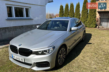 Седан BMW 5 Series 2017 в Львове