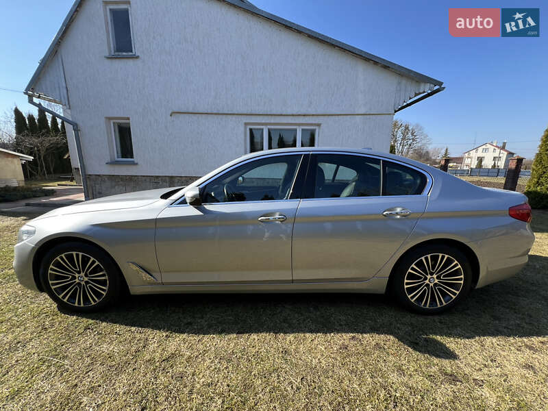 Седан BMW 5 Series 2017 в Львове
