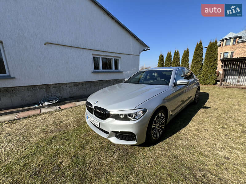 Седан BMW 5 Series 2017 в Львове