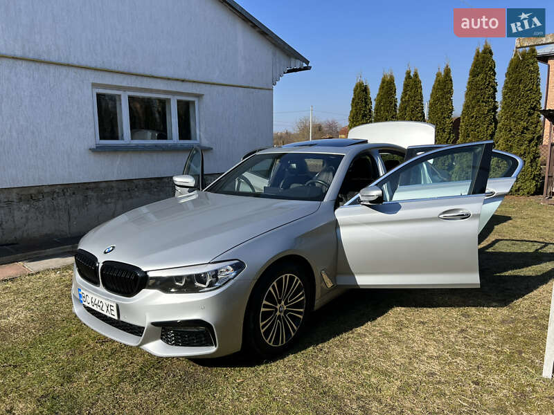 Седан BMW 5 Series 2017 в Львове