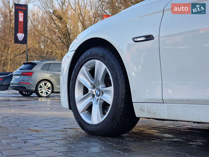 Седан BMW 5 Series 2011 в Хмельницком