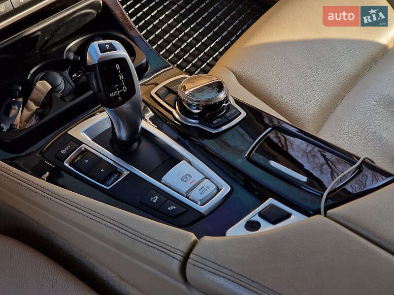 Седан BMW 5 Series 2011 в Хмельницком