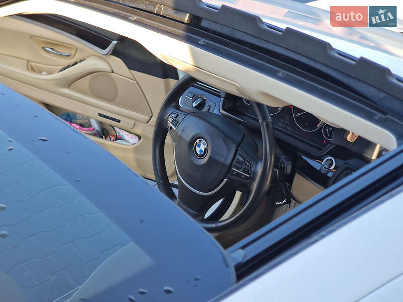 Седан BMW 5 Series 2011 в Хмельницком
