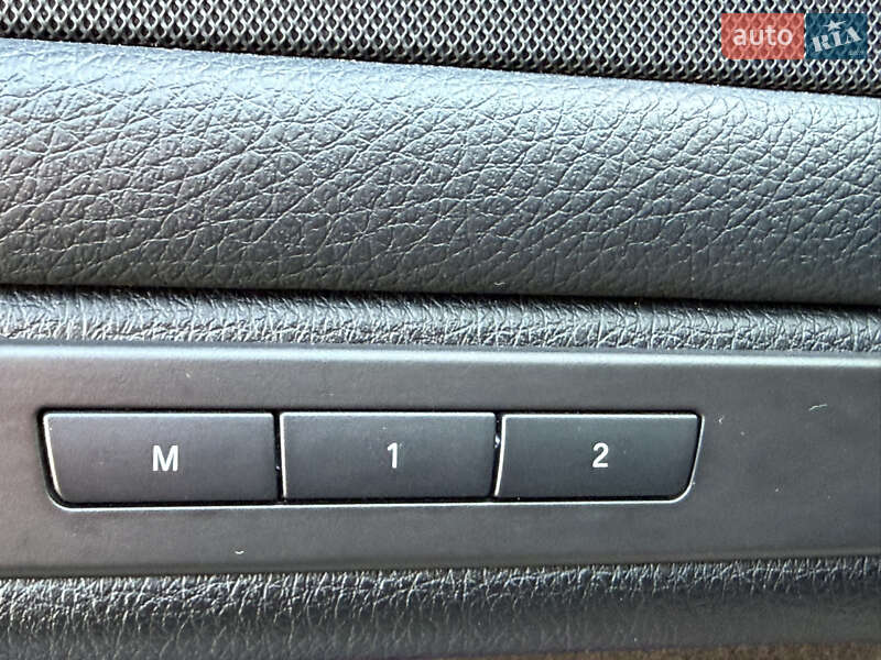 Седан BMW 5 Series 2011 в Львове