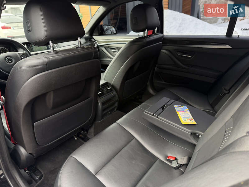Седан BMW 5 Series 2013 в Житомире