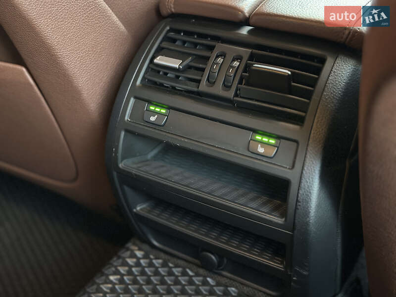 Седан BMW 5 Series 2013 в Днепре