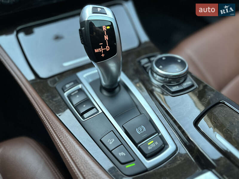 Седан BMW 5 Series 2013 в Днепре