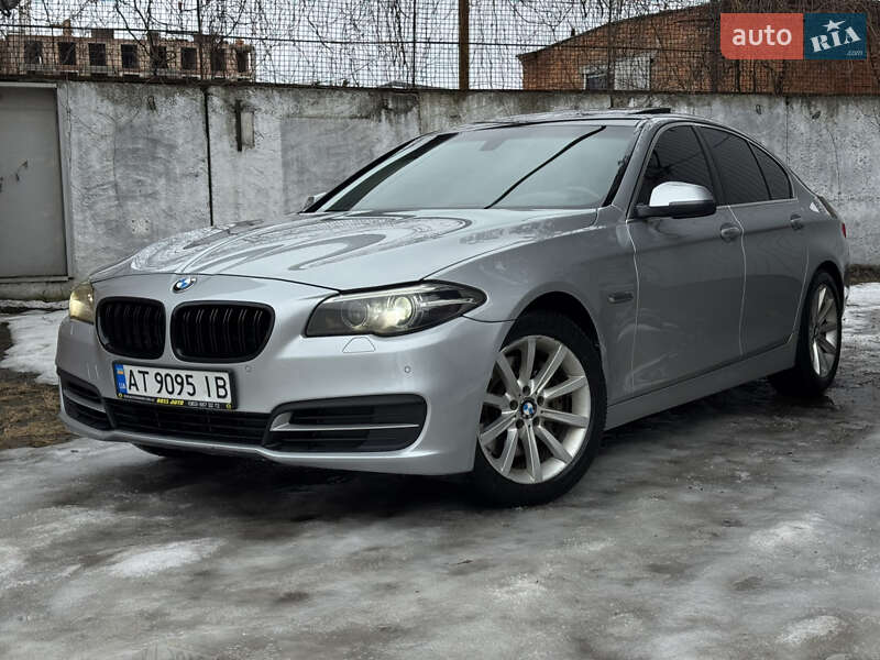 Седан BMW 5 Series 2014 в Ивано-Франковске